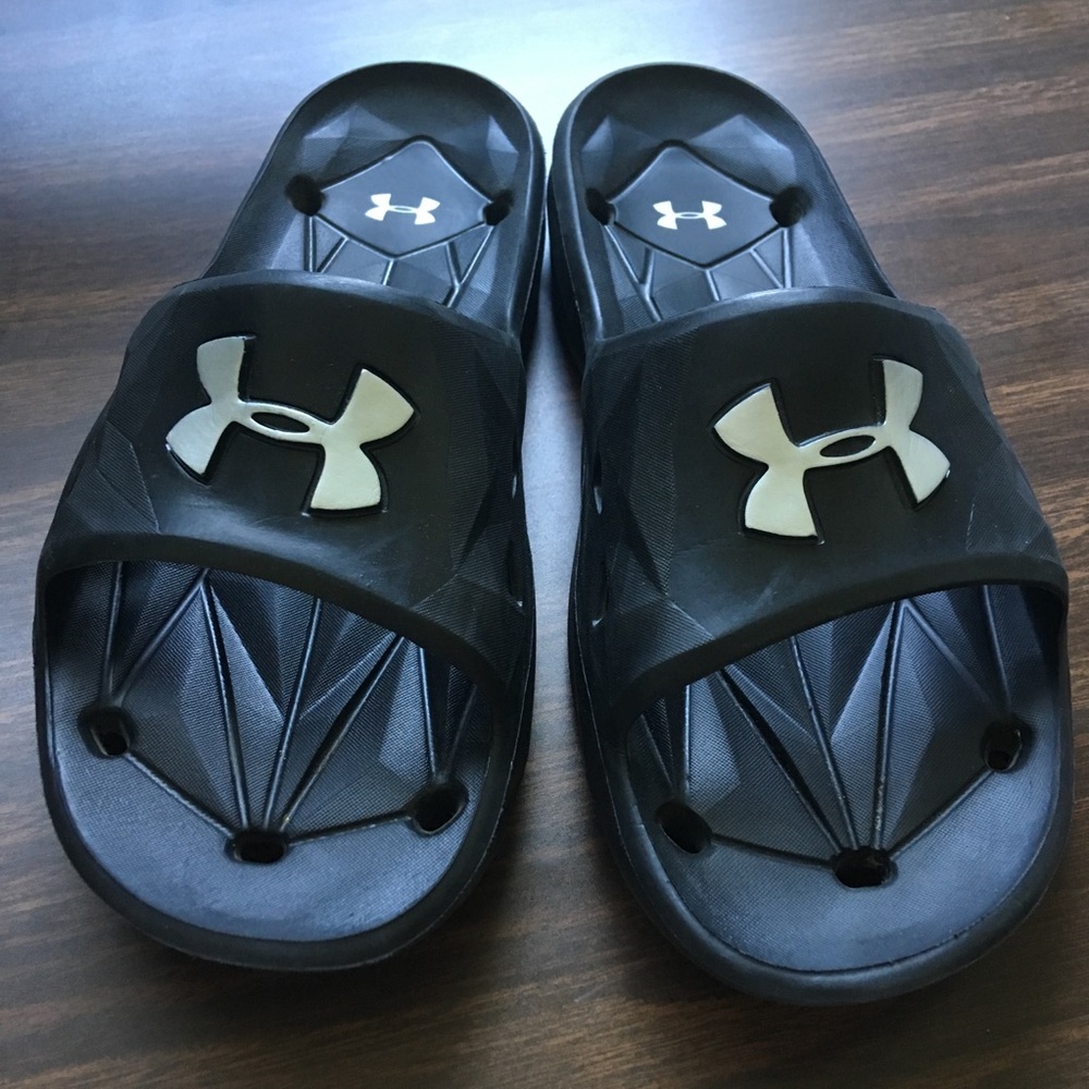Under armour men’s locker III slides